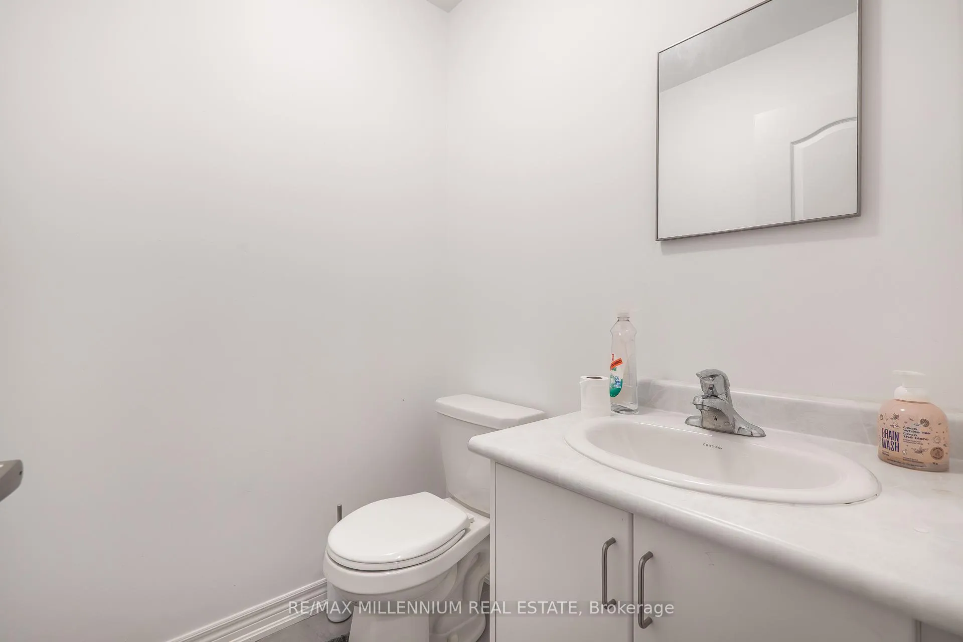 Photo 17 of 505 Dundas Street E, Oakville, Joshua Meadows — HOMEH