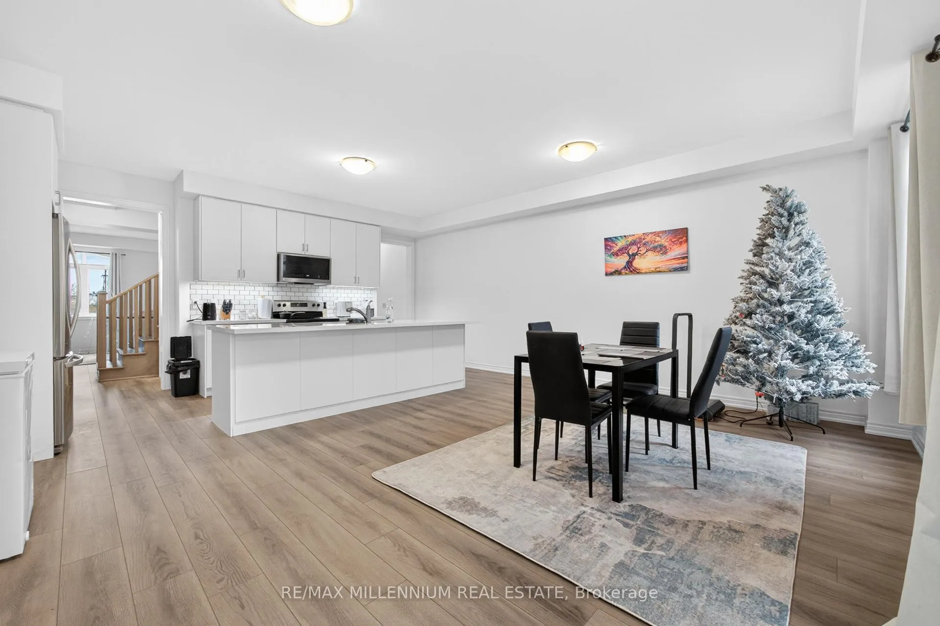 Photo 20 of 505 Dundas Street E, Oakville, Joshua Meadows — HOMEH
