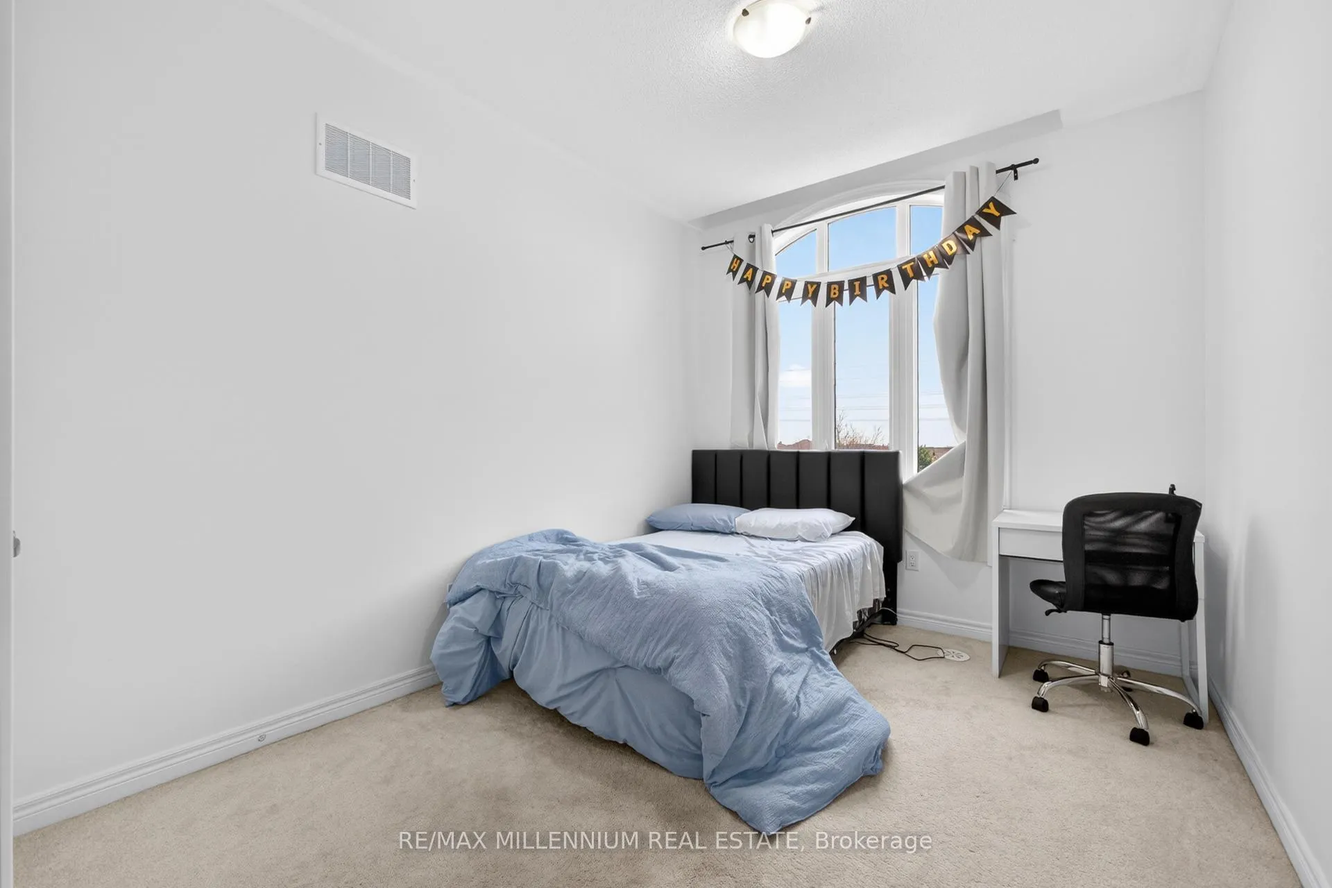 Photo 34 of 505 Dundas Street E, Oakville, Joshua Meadows — HOMEH