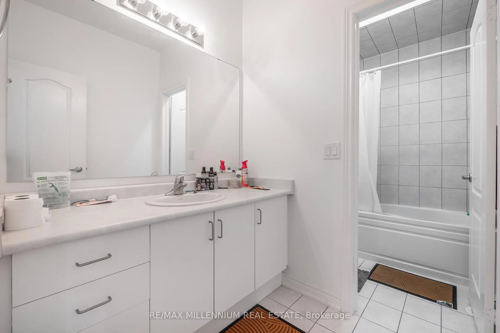 Photo 35 of 505 Dundas Street E, Oakville, Joshua Meadows — HOMEH