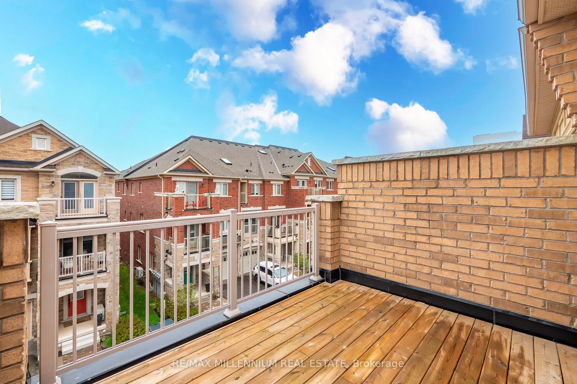 Photo 42 of 505 Dundas Street E, Oakville, Joshua Meadows — HOMEH