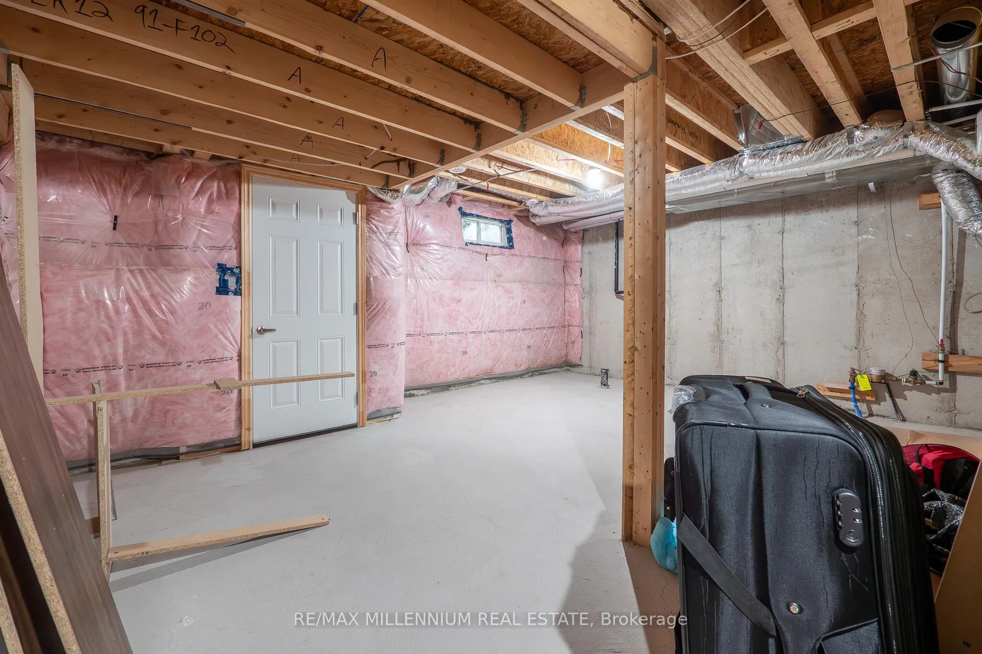 Photo 46 of 505 Dundas Street E, Oakville, Joshua Meadows — HOMEH