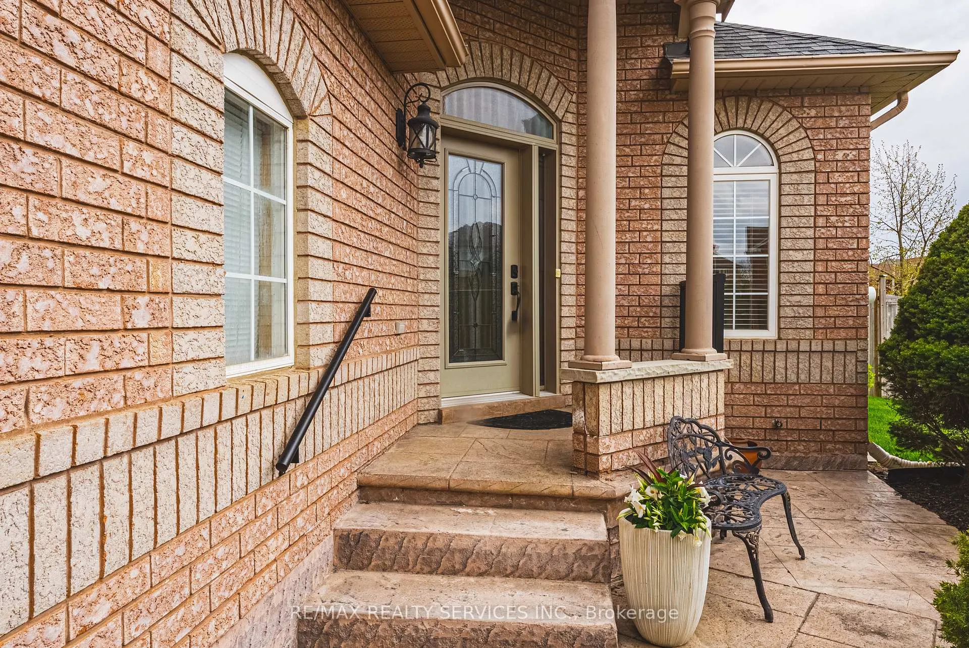 Photo 4 of 16 Sunridge Street, Brampton, Northwest Sandalwood Parkway — HOMEH