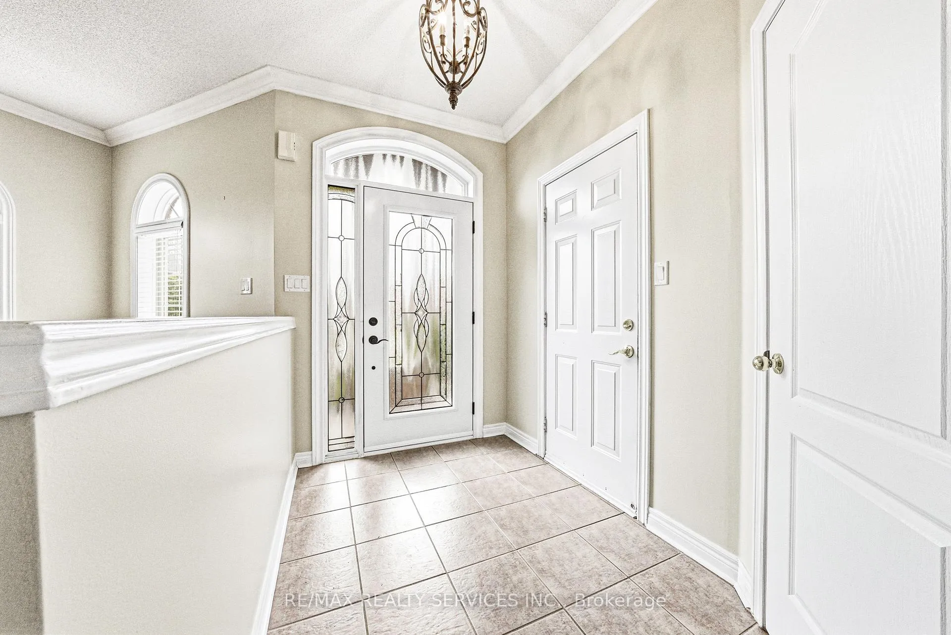 Photo 5 of 16 Sunridge Street, Brampton, Northwest Sandalwood Parkway — HOMEH