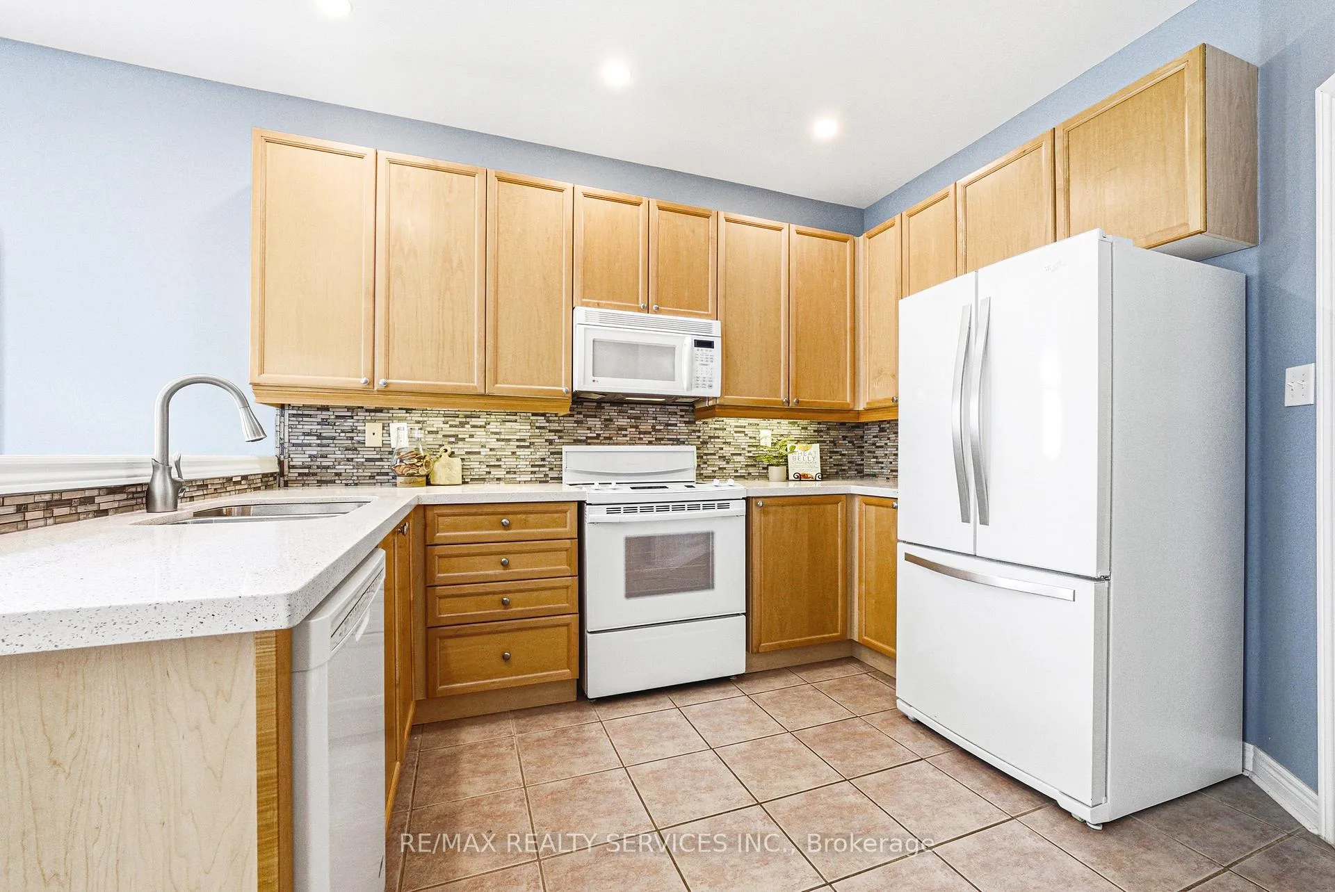 Photo 11 of 16 Sunridge Street, Brampton, Northwest Sandalwood Parkway — HOMEH