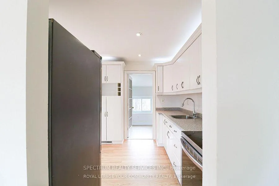 Photo 8 of 15 Golding Avenue, Brampton, Brampton East — HOMEH