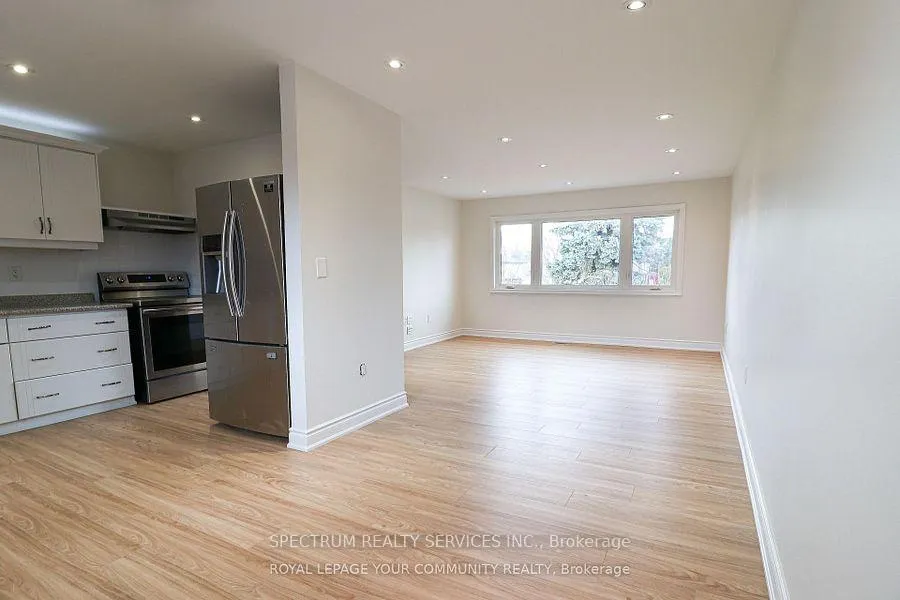 Photo 9 of 15 Golding Avenue, Brampton, Brampton East — HOMEH