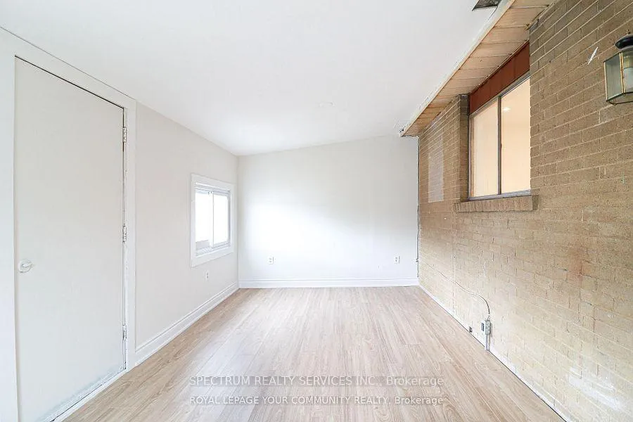 Photo 12 of 15 Golding Avenue, Brampton, Brampton East — HOMEH