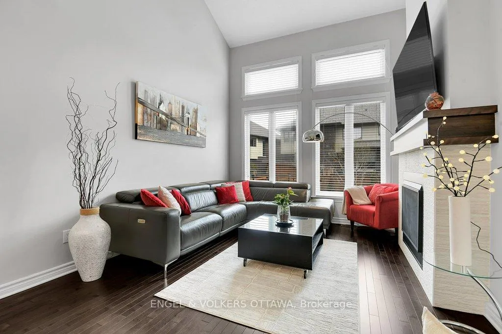 Photo 8 of 618 Guernsey Place, Ottawa, Riverside South/Gloucester Glen — HOMEH