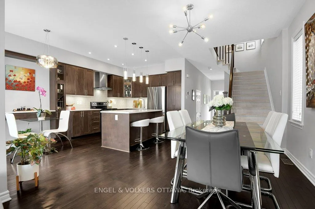 Photo 9 of 618 Guernsey Place, Ottawa, Riverside South/Gloucester Glen — HOMEH