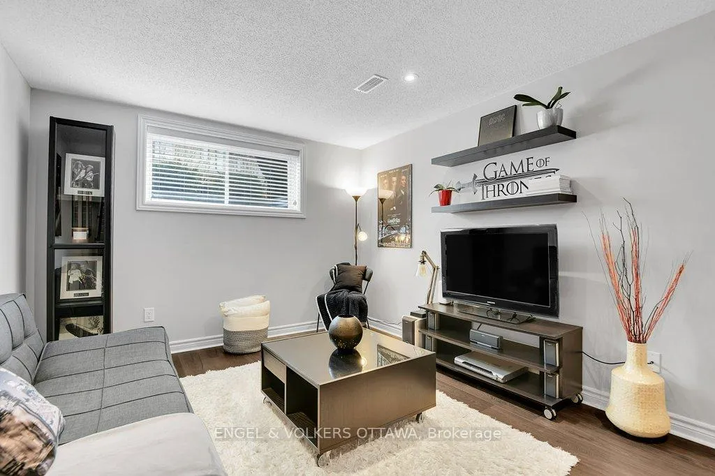 Photo 31 of 618 Guernsey Place, Ottawa, Riverside South/Gloucester Glen — HOMEH