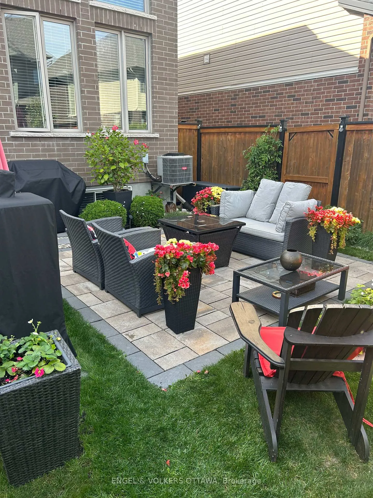 Photo 40 of 618 Guernsey Place, Ottawa, Riverside South/Gloucester Glen — HOMEH