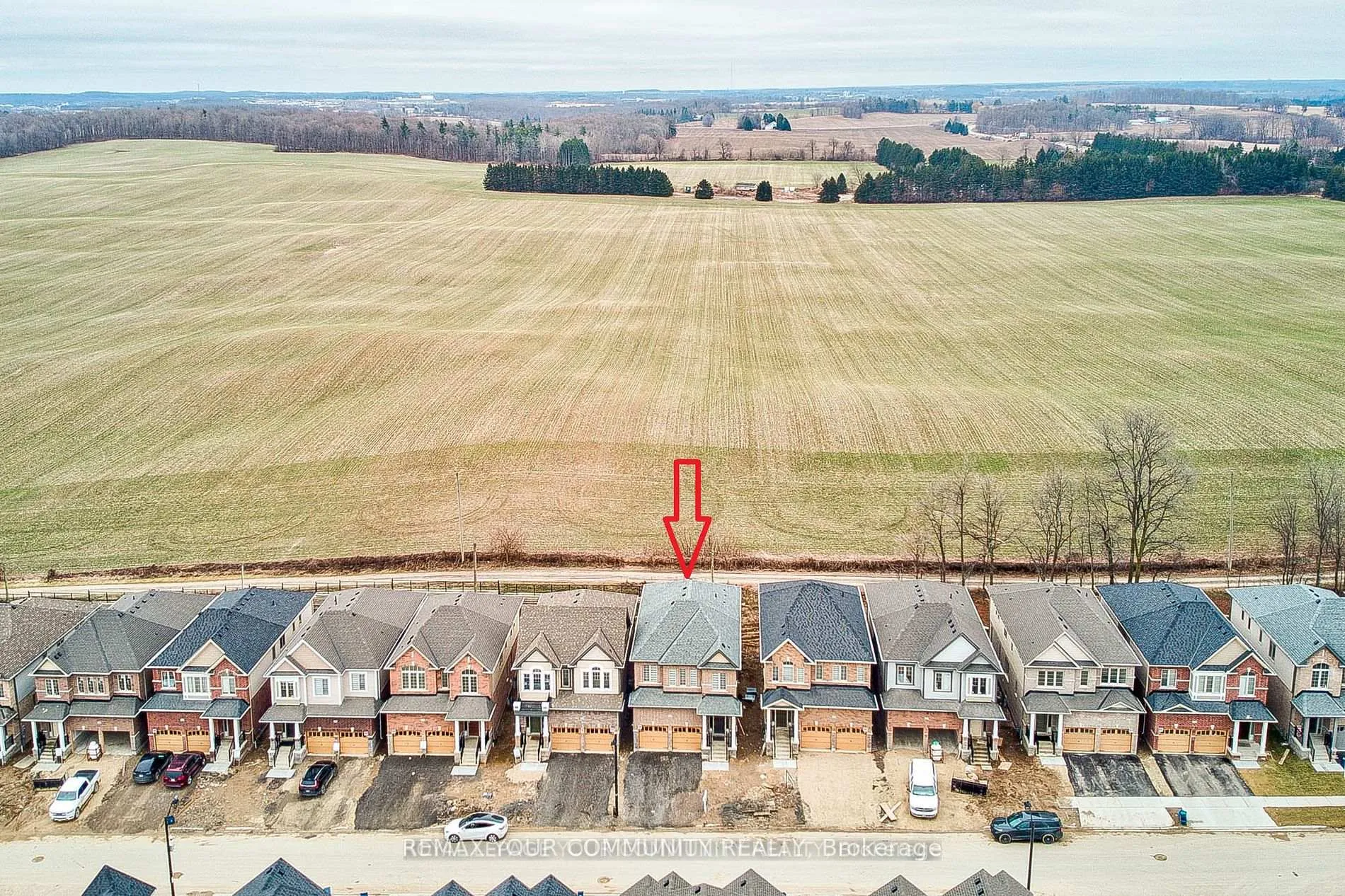 Photo 3 of 118 Broadacre Drive, Kitchener — HOMEH