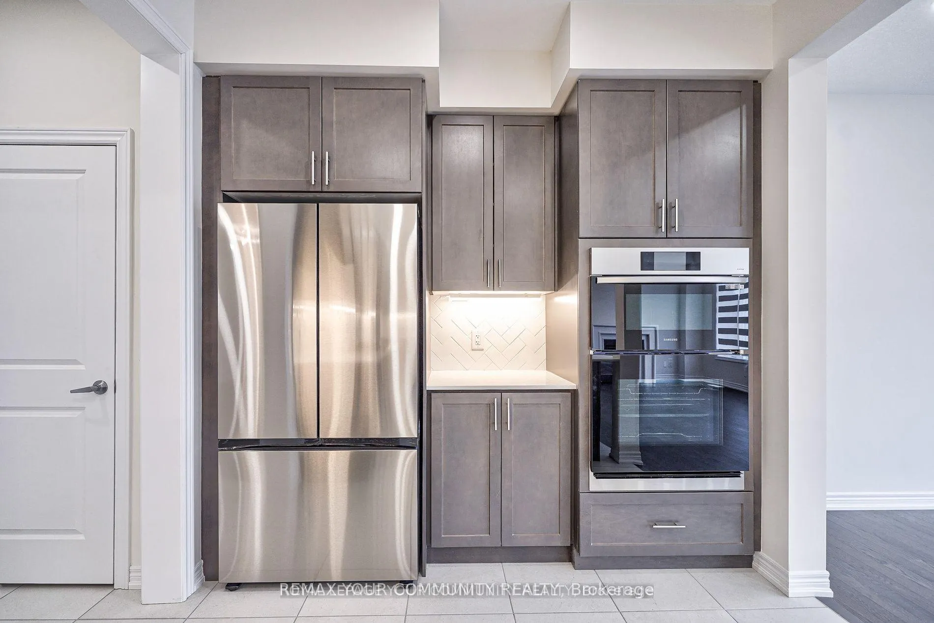 Photo 24 of 118 Broadacre Drive, Kitchener — HOMEH