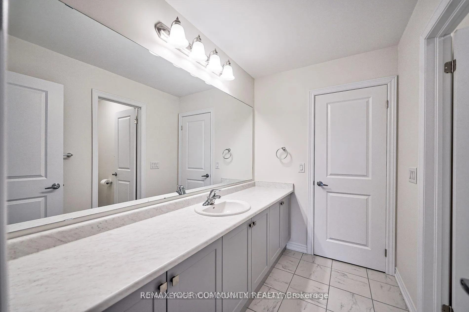 Photo 32 of 118 Broadacre Drive, Kitchener — HOMEH