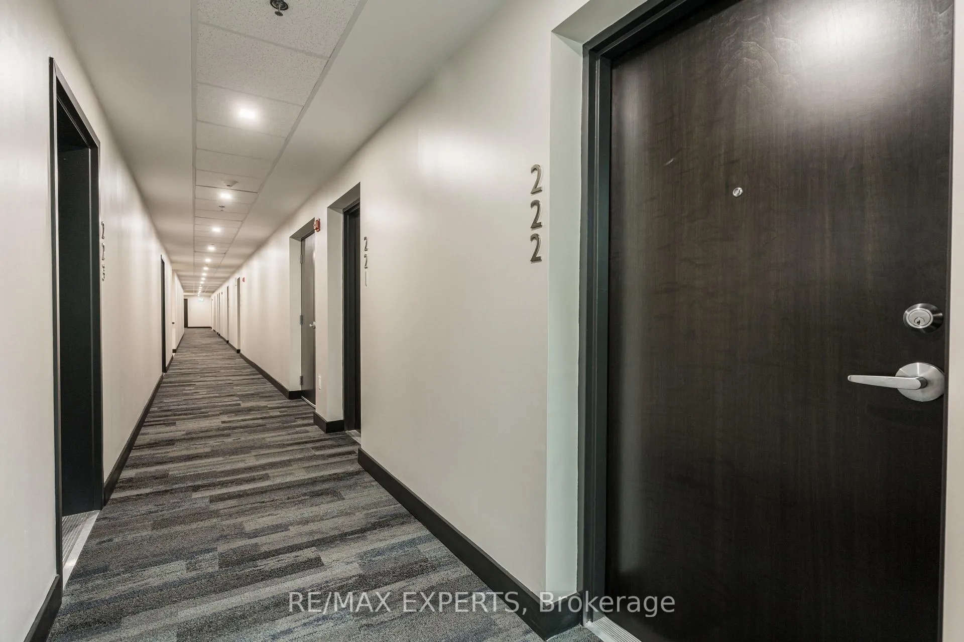 Photo 3 of Unit 222, 430 Essa Road, Barrie, Holly — HOMEH
