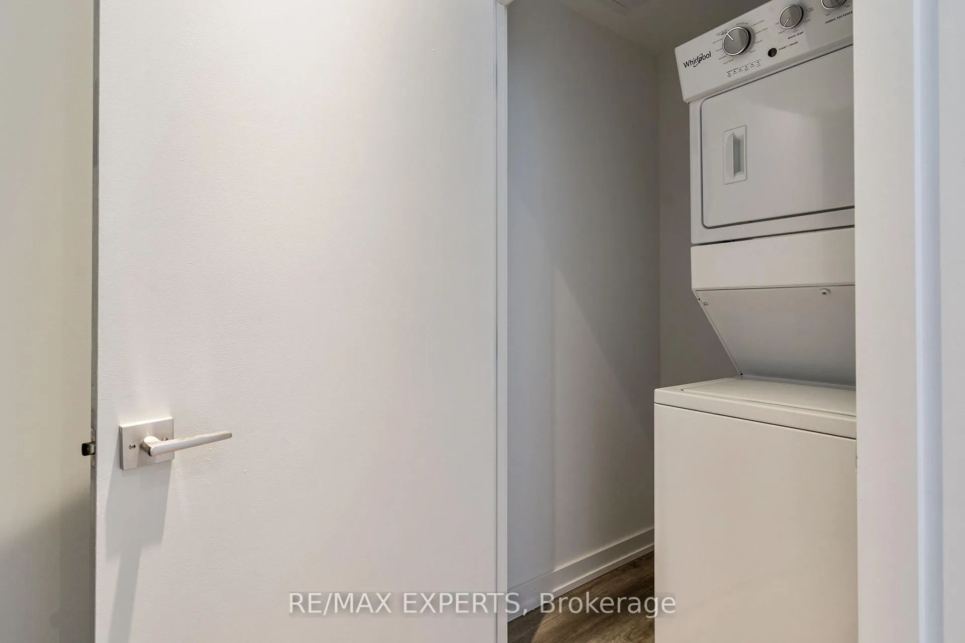 Photo 7 of Unit 222, 430 Essa Road, Barrie, Holly — HOMEH