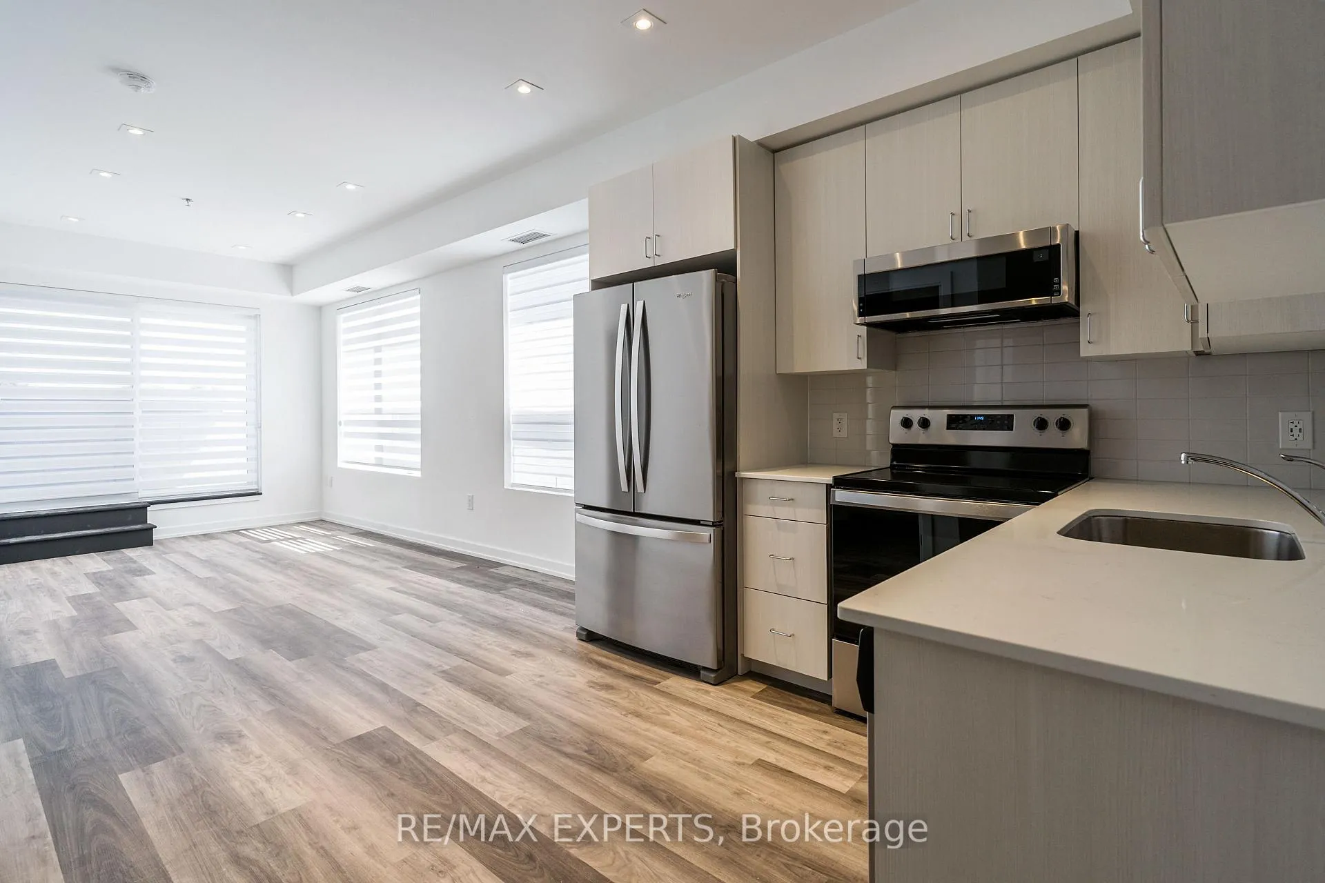 Photo 9 of Unit 222, 430 Essa Road, Barrie, Holly — HOMEH
