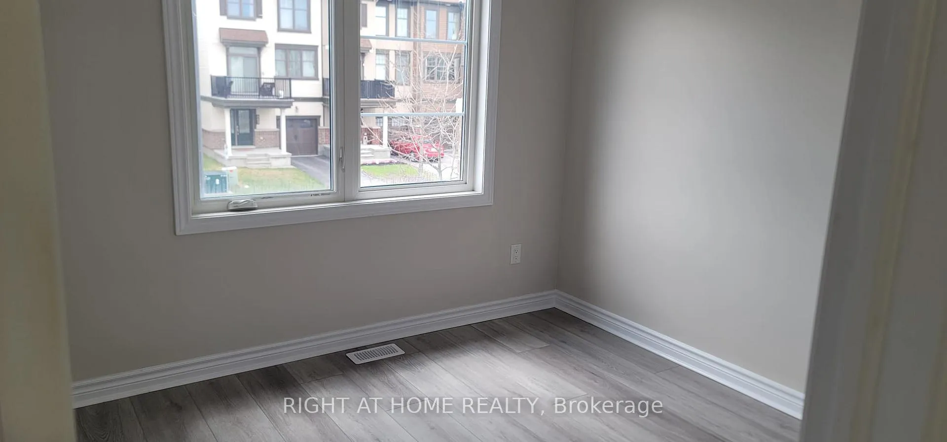 Photo 14 of 862 Kilbirnie Drive, Ottawa, Barrhaven - Half Moon Bay — HOMEH