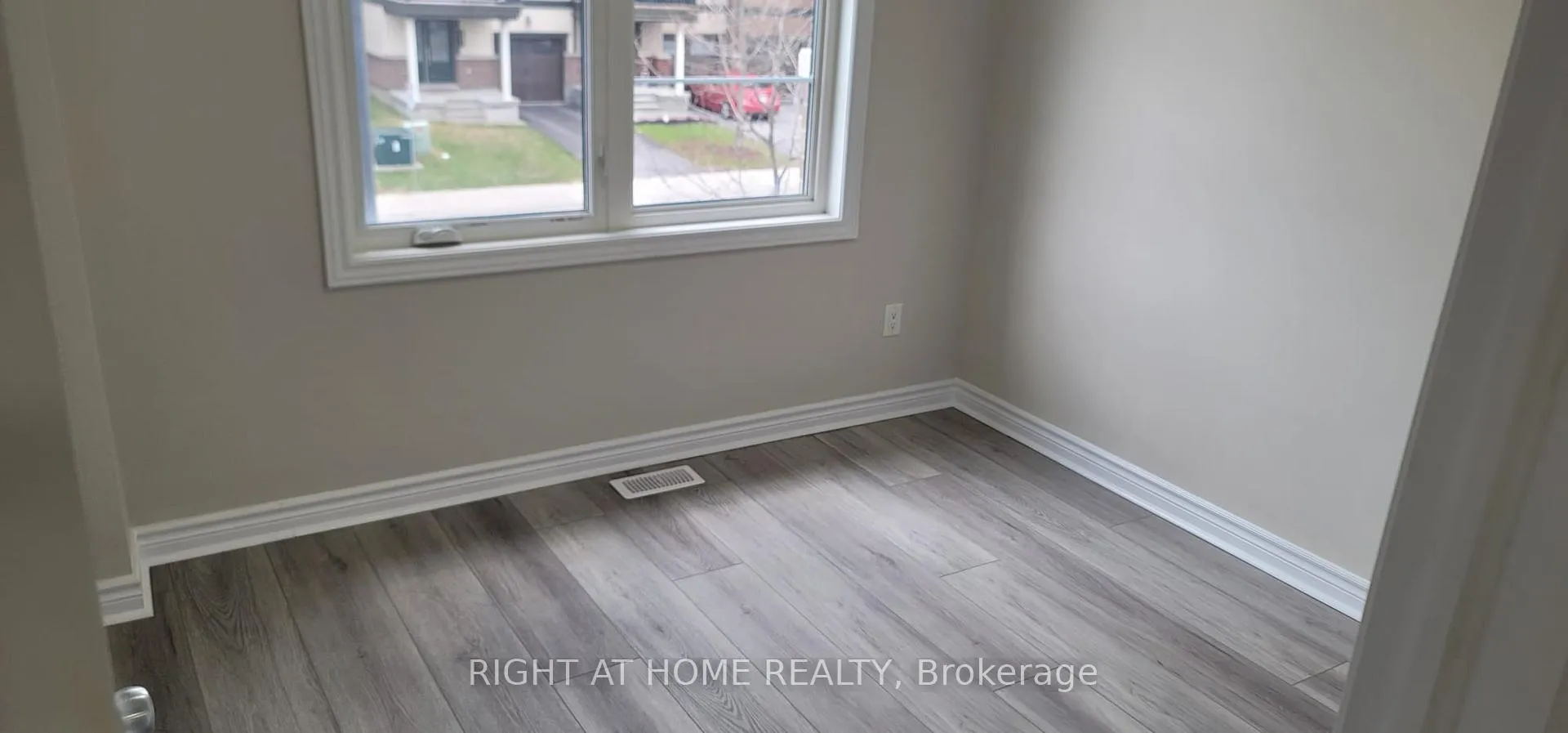 Photo 15 of 862 Kilbirnie Drive, Ottawa, Barrhaven - Half Moon Bay — HOMEH