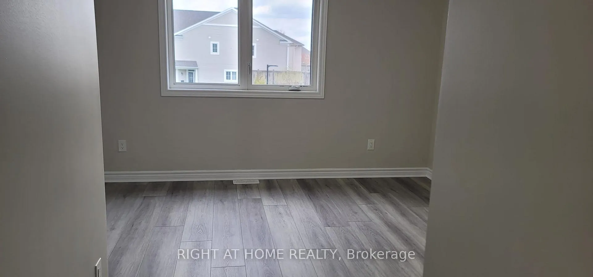 Photo 17 of 862 Kilbirnie Drive, Ottawa, Barrhaven - Half Moon Bay — HOMEH