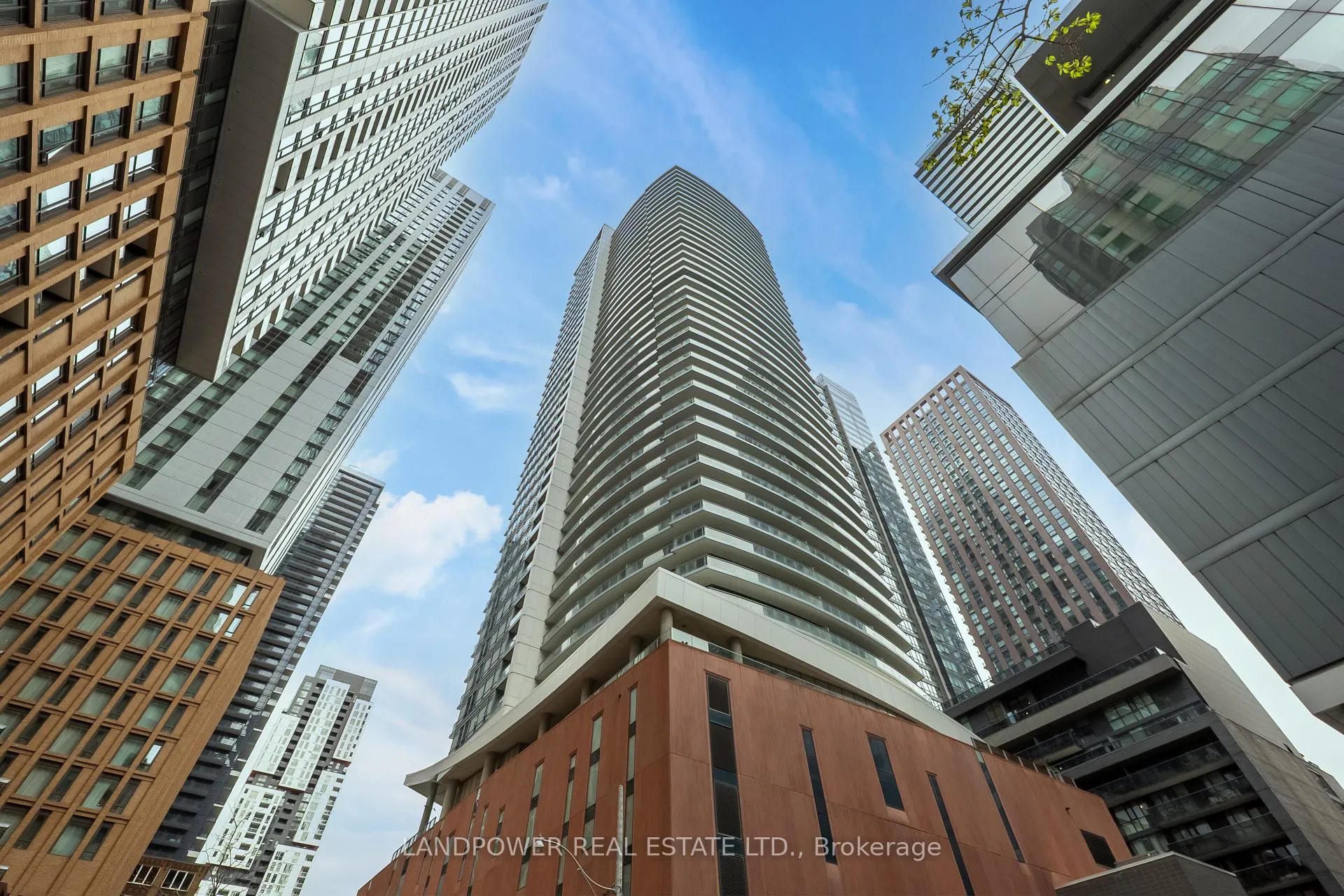Photo 2 of Unit 2811, 21 Widmer Street, Toronto, Waterfront Communities — HOMEH
