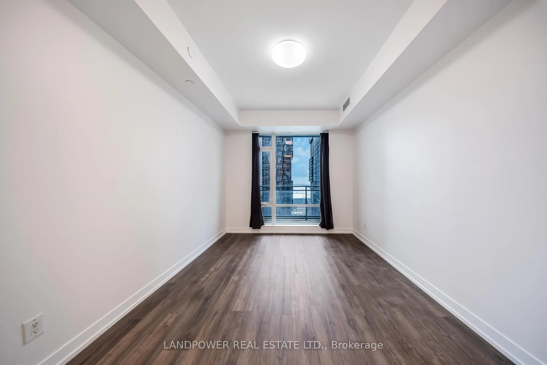 Photo 6 of Unit 2811, 21 Widmer Street, Toronto, Waterfront Communities — HOMEH