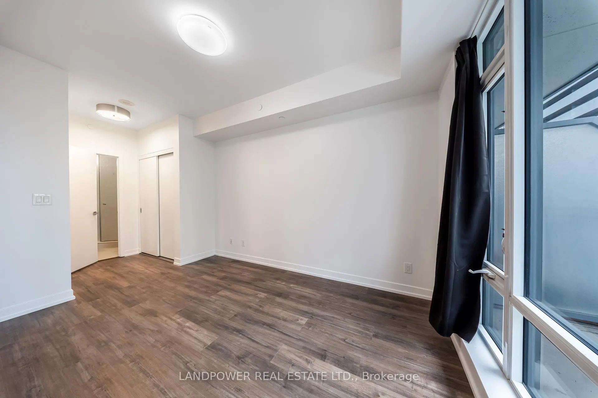 Photo 8 of Unit 2811, 21 Widmer Street, Toronto, Waterfront Communities — HOMEH