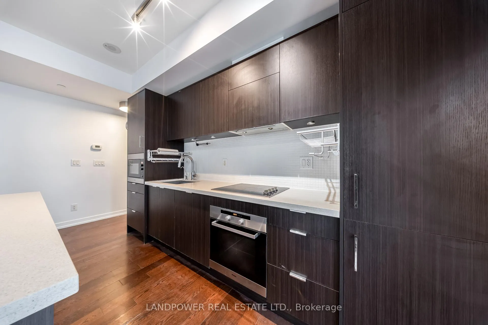 Photo 14 of Unit 2811, 21 Widmer Street, Toronto, Waterfront Communities — HOMEH
