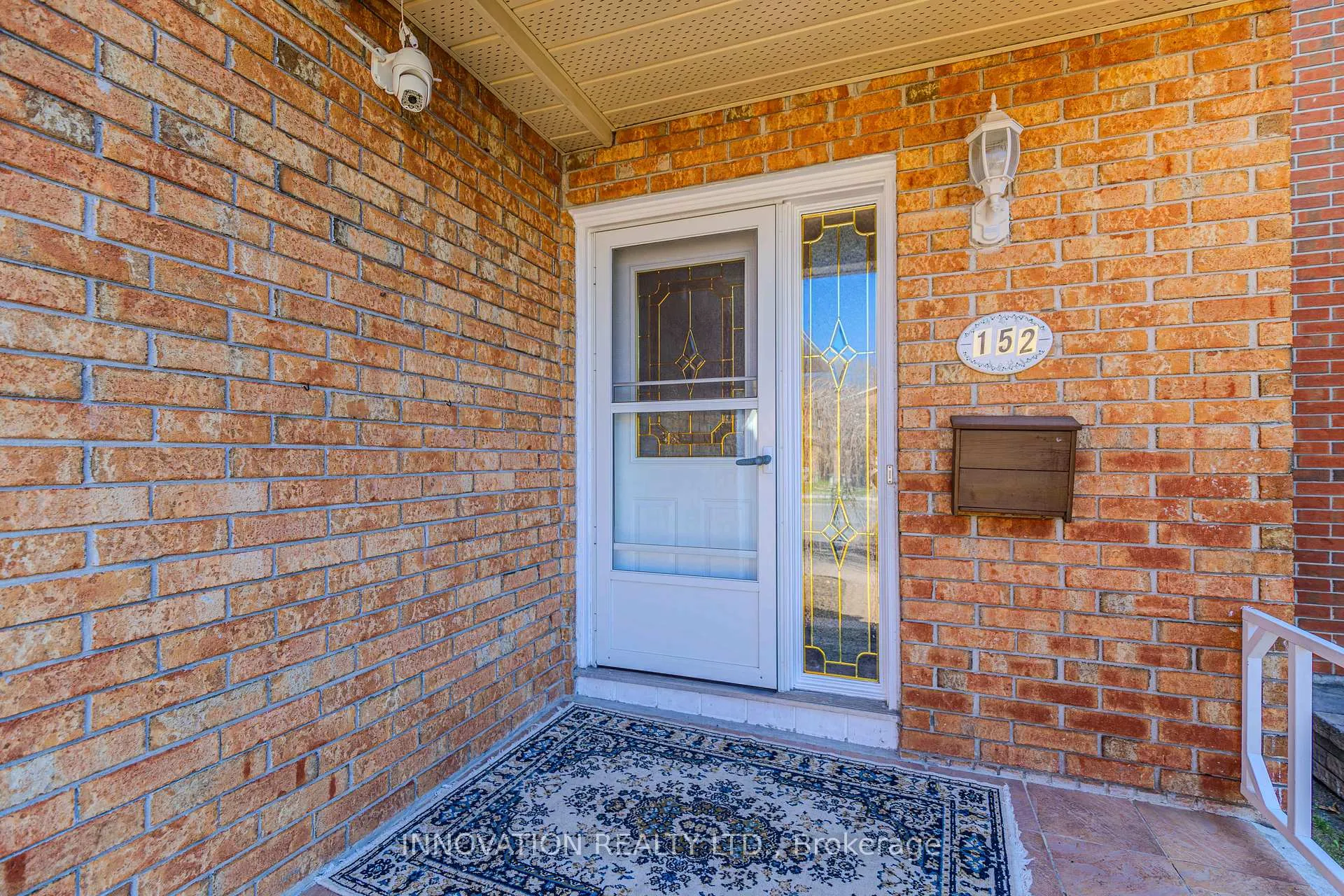 Photo 3 of 152 McCurdy Drive E, Ottawa, Kanata - Katimavik — HOMEH