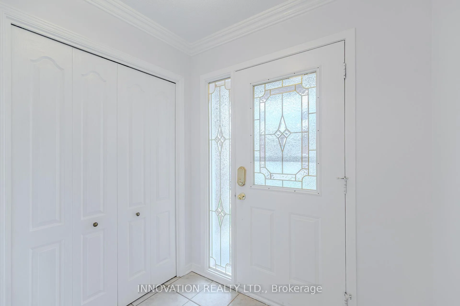 Photo 4 of 152 McCurdy Drive E, Ottawa, Kanata - Katimavik — HOMEH