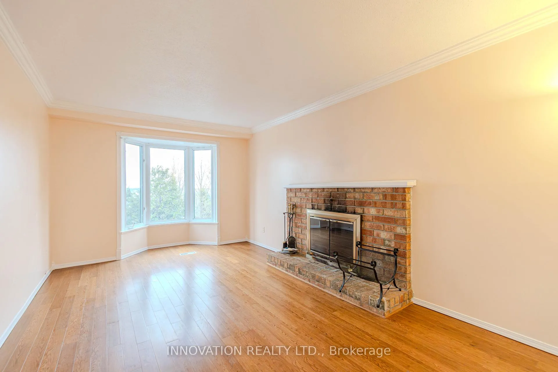 Photo 12 of 152 McCurdy Drive E, Ottawa, Kanata - Katimavik — HOMEH