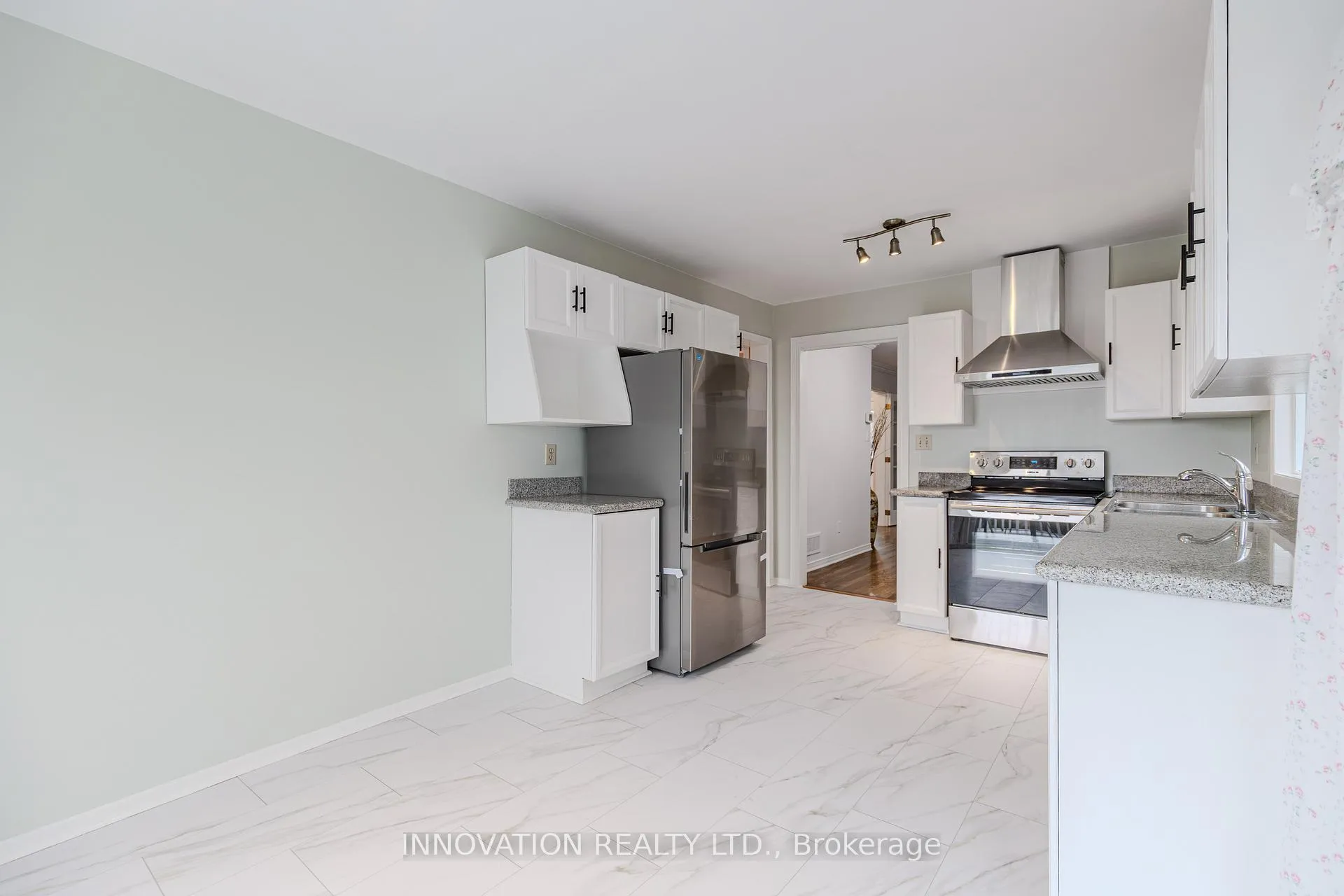 Photo 17 of 152 McCurdy Drive E, Ottawa, Kanata - Katimavik — HOMEH