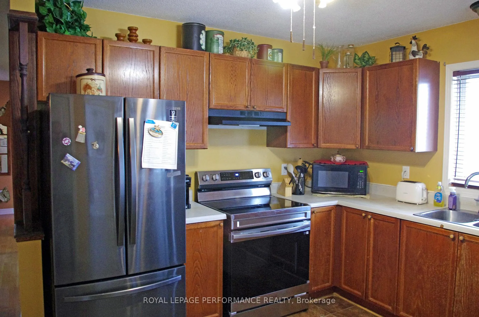 Photo 10 of 76 Lemaistre Street, Carleton Place — HOMEH