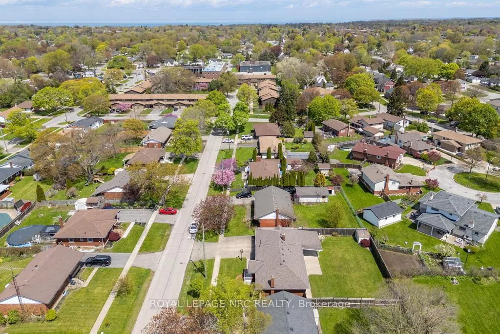 Photo 23 of 52 White Street, St. Catharines, Vine/Linwell — HOMEH