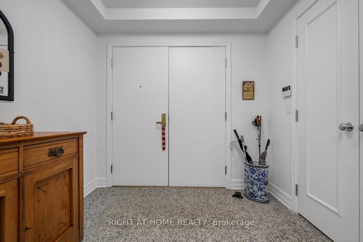 Photo 8 of Unit 904, 3590 Rivergate Way, Ottawa, Quinterra — HOMEH