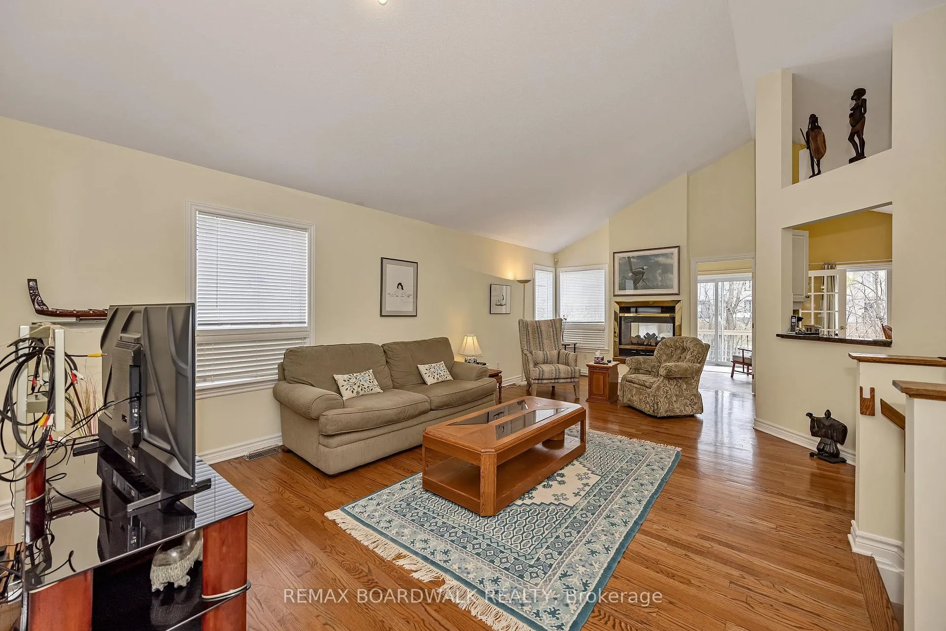 Photo 6 of 18 Fieldcrest Avenue, Ottawa, Barrhaven - Longfields — HOMEH