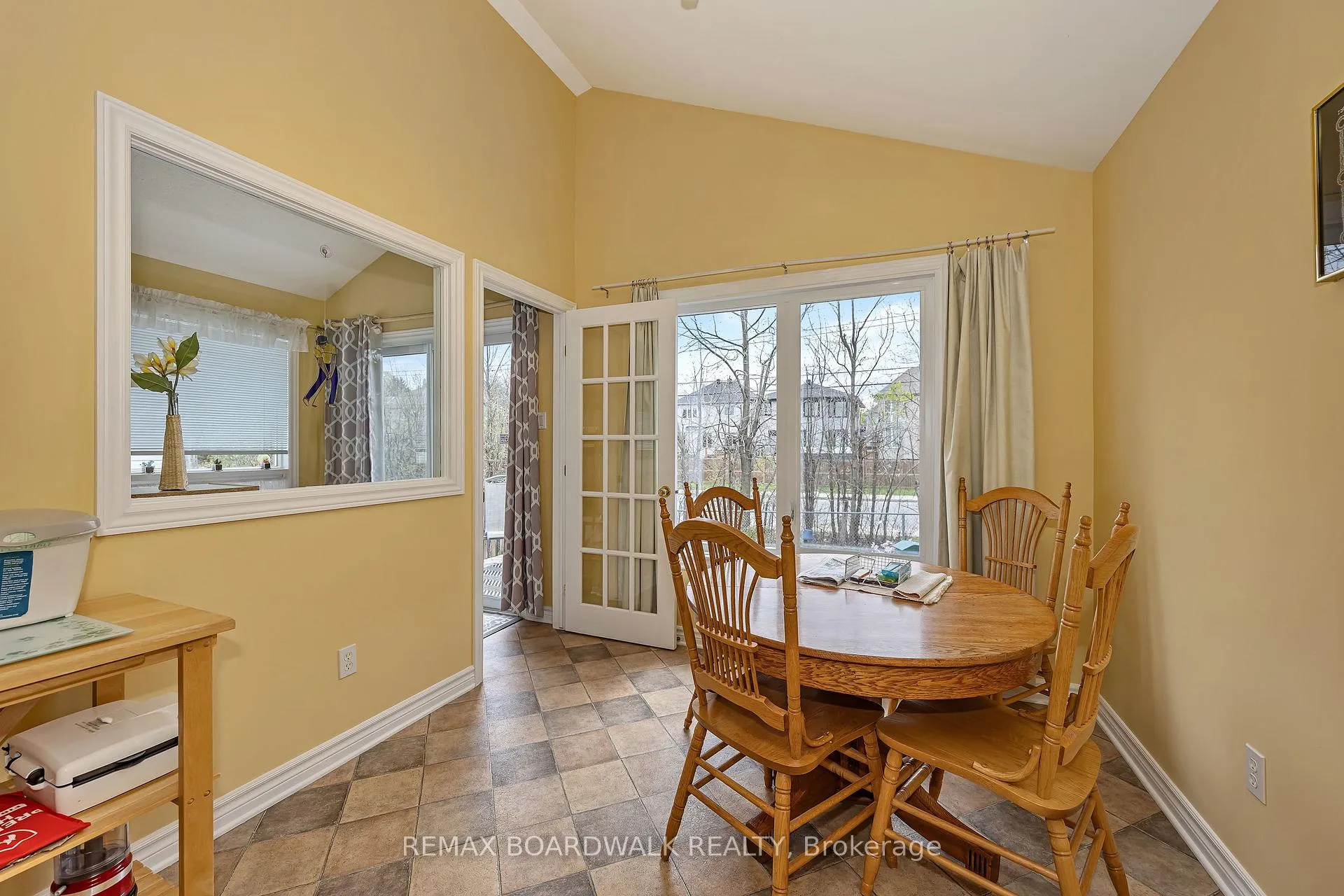Photo 15 of 18 Fieldcrest Avenue, Ottawa, Barrhaven - Longfields — HOMEH