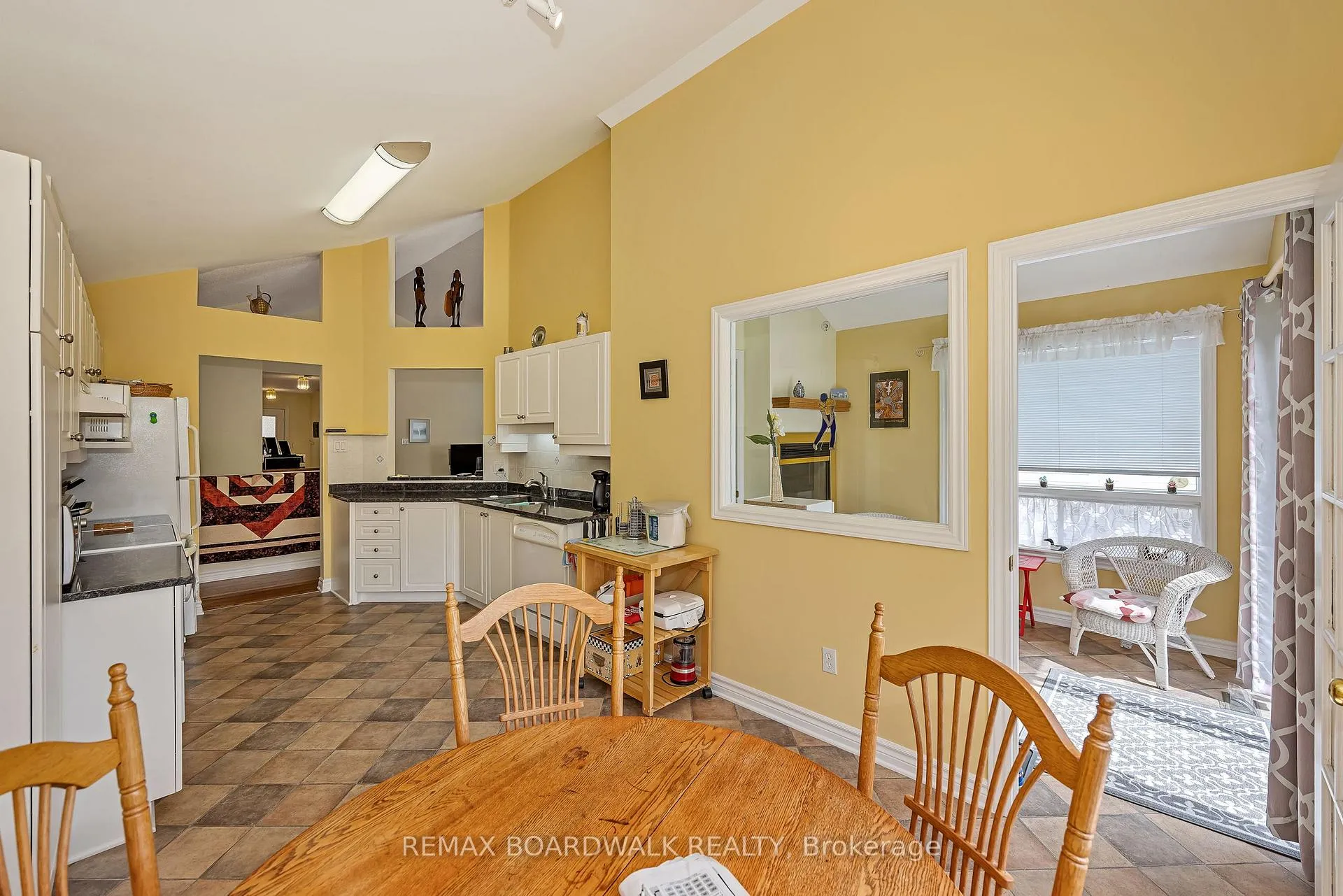 Photo 17 of 18 Fieldcrest Avenue, Ottawa, Barrhaven - Longfields — HOMEH