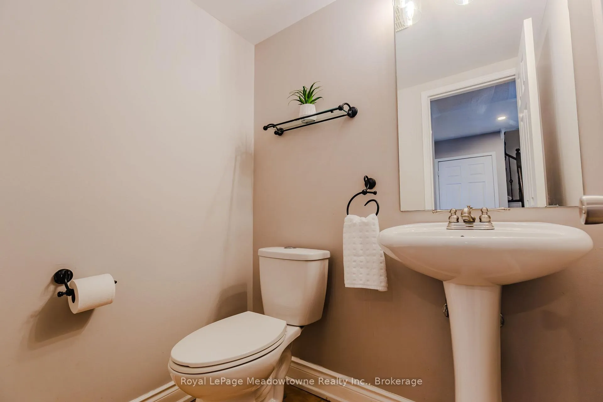 Photo 25 of 111 Waters Boulevard, Milton, Dempsey — HOMEH