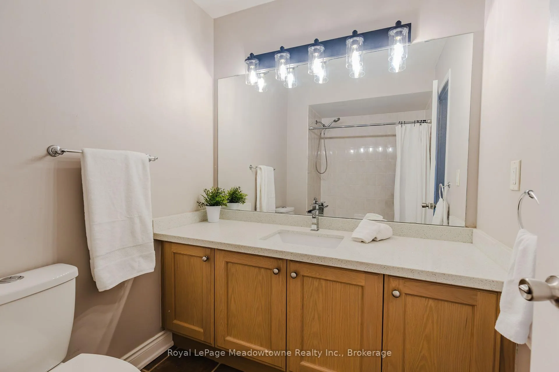 Photo 38 of 111 Waters Boulevard, Milton, Dempsey — HOMEH