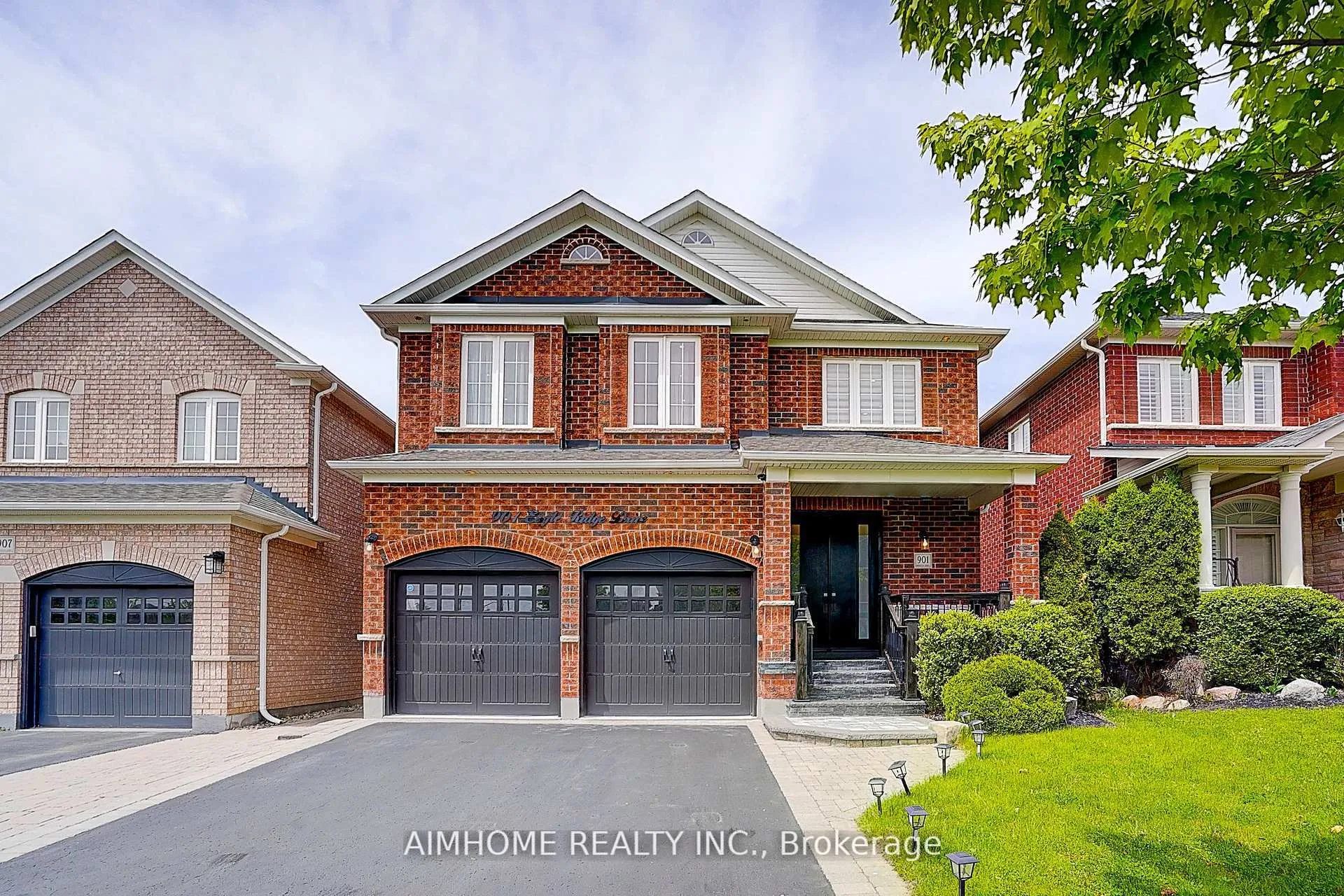 Photo 1 of 901 Eagle Ridge Drive, Oshawa, Taunton — HOMEH