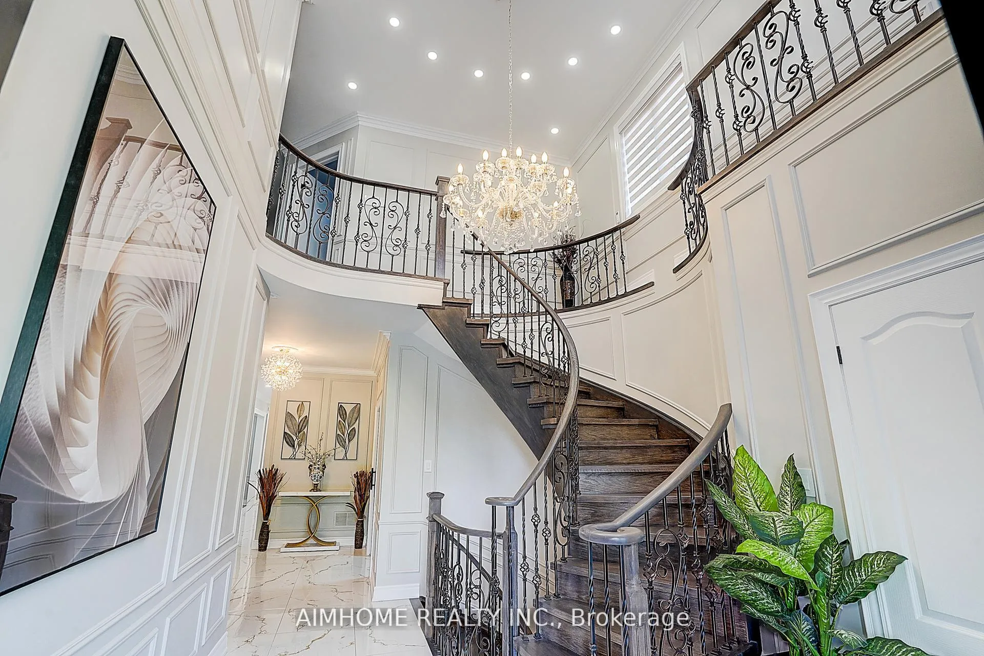 Photo 2 of 901 Eagle Ridge Drive, Oshawa, Taunton — HOMEH