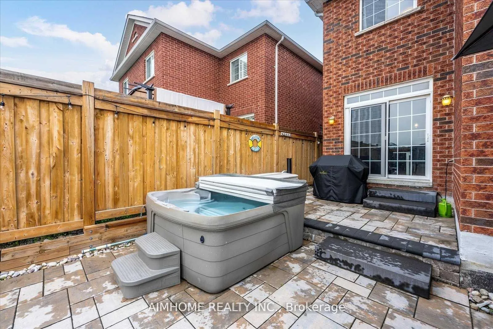 Photo 47 of 901 Eagle Ridge Drive, Oshawa, Taunton — HOMEH