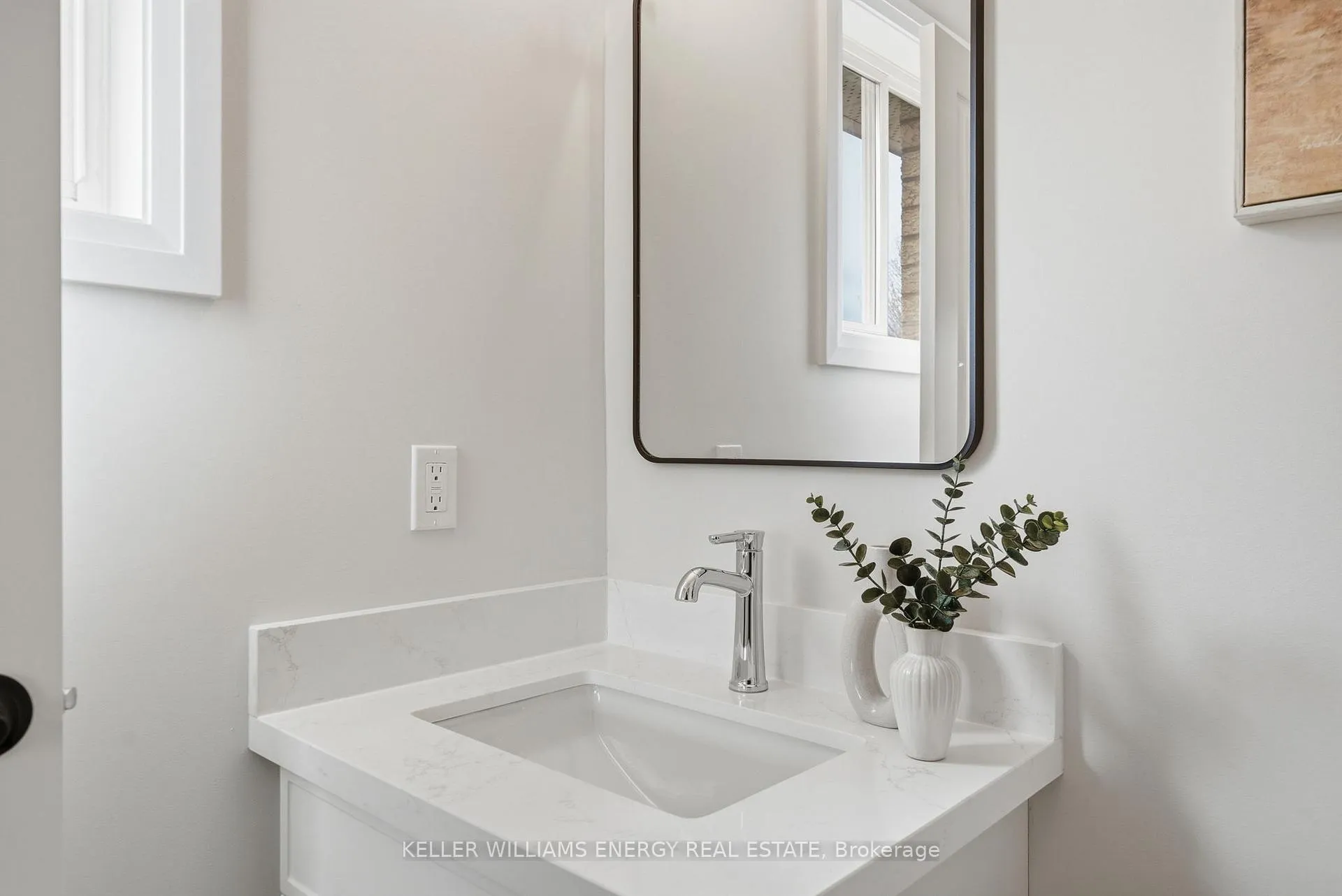 Photo 20 of 21 Elephant Hill Drive, Clarington, Bowmanville — HOMEH
