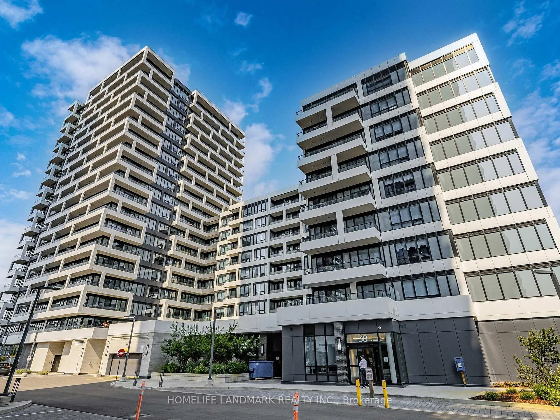 Photo 1 of Unit 2002, 38 Water Walk Drive, Markham, Unionville — HOMEH