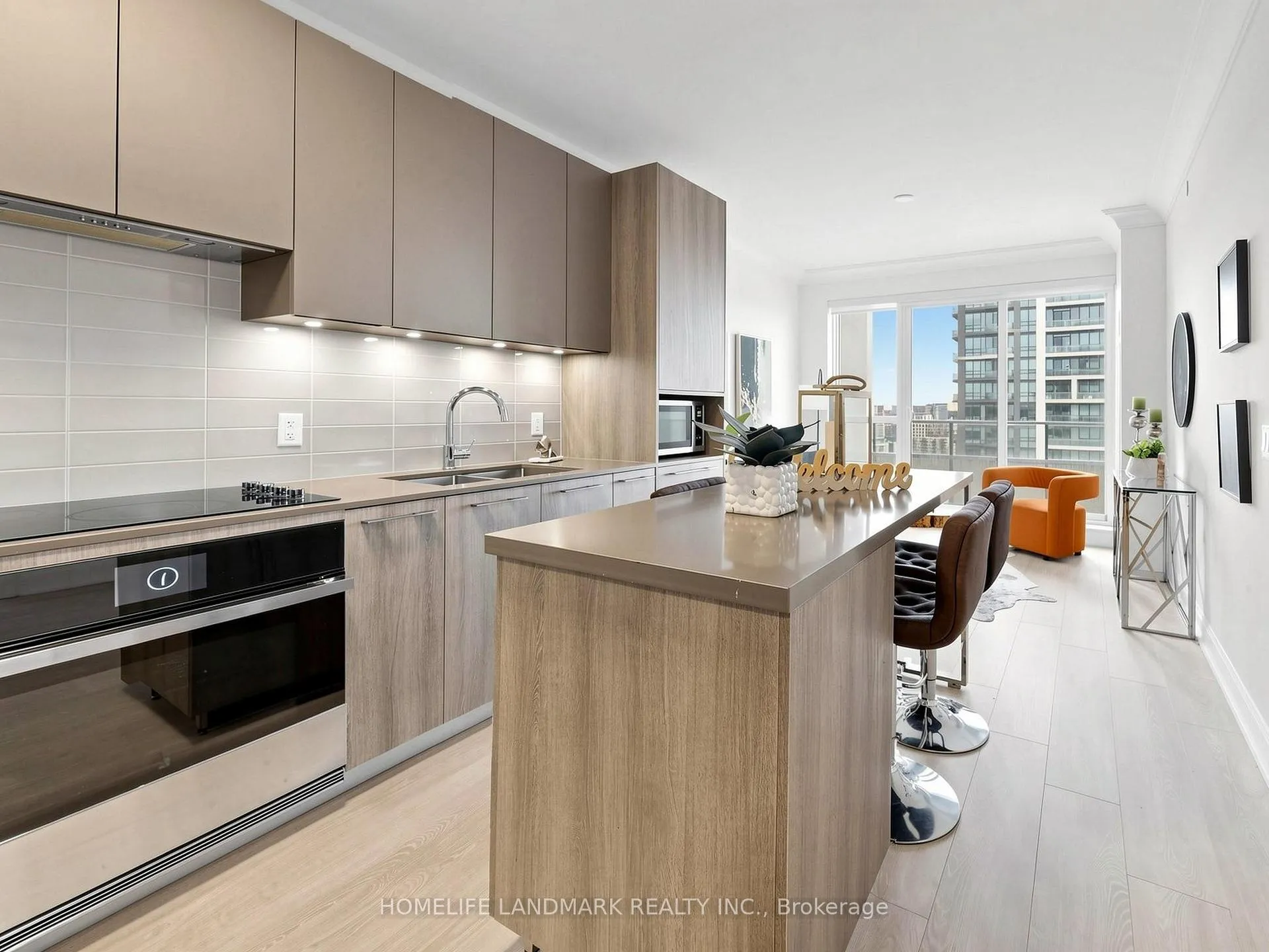 Photo 12 of Unit 2002, 38 Water Walk Drive, Markham, Unionville — HOMEH