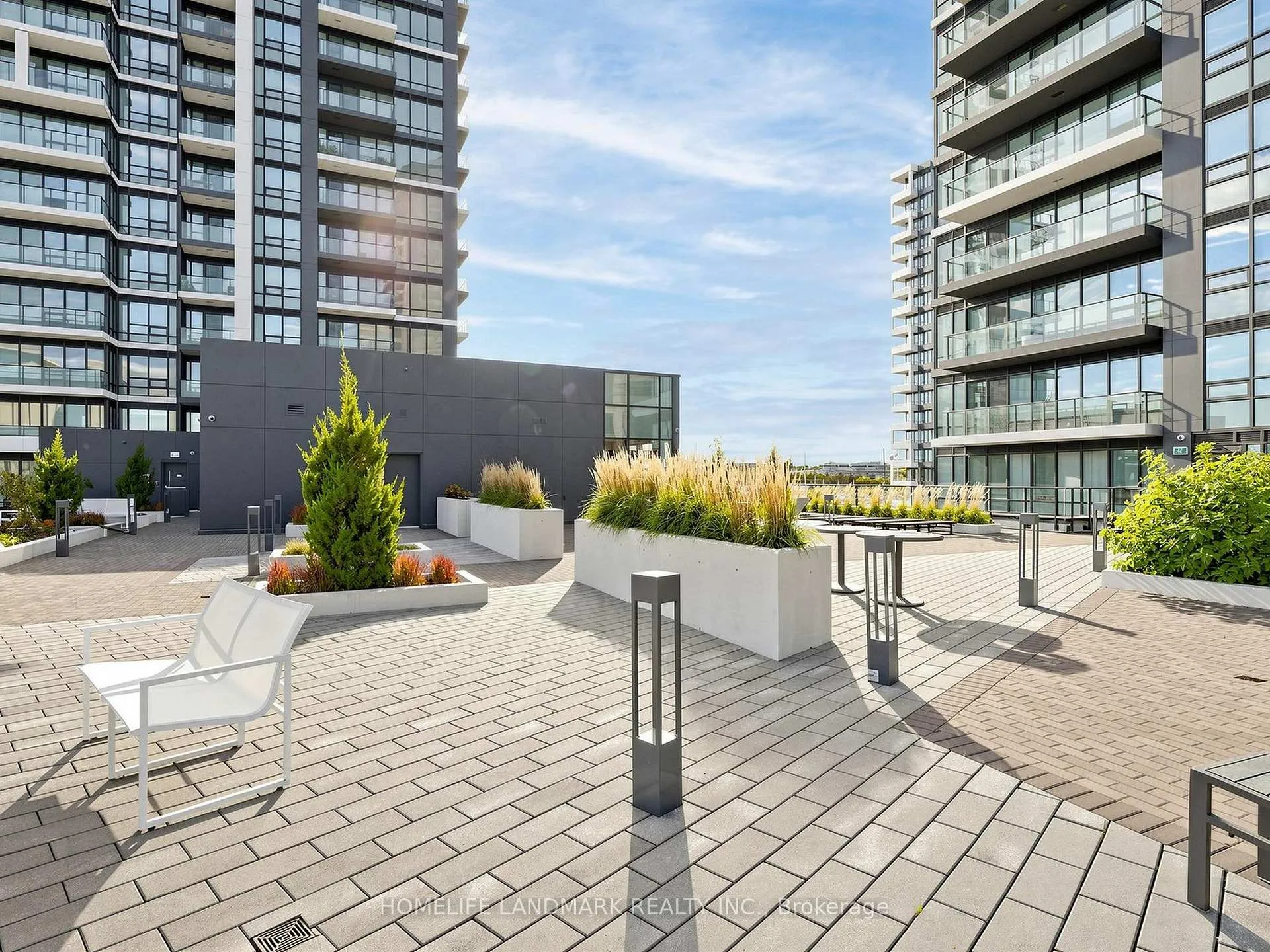 Photo 34 of Unit 2002, 38 Water Walk Drive, Markham, Unionville — HOMEH