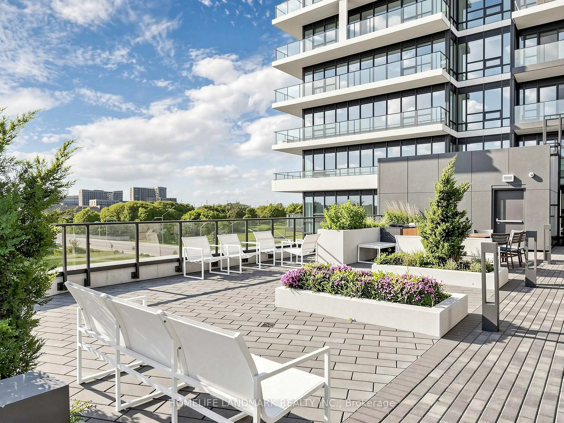 Photo 36 of Unit 2002, 38 Water Walk Drive, Markham, Unionville — HOMEH