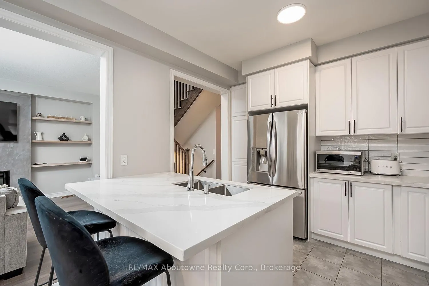Photo 7 of 1548 Carr Landing, Milton, Ford — HOMEH